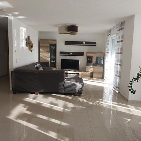 Erdgeschosswohnung Кюнцельзау Экстерьер фото